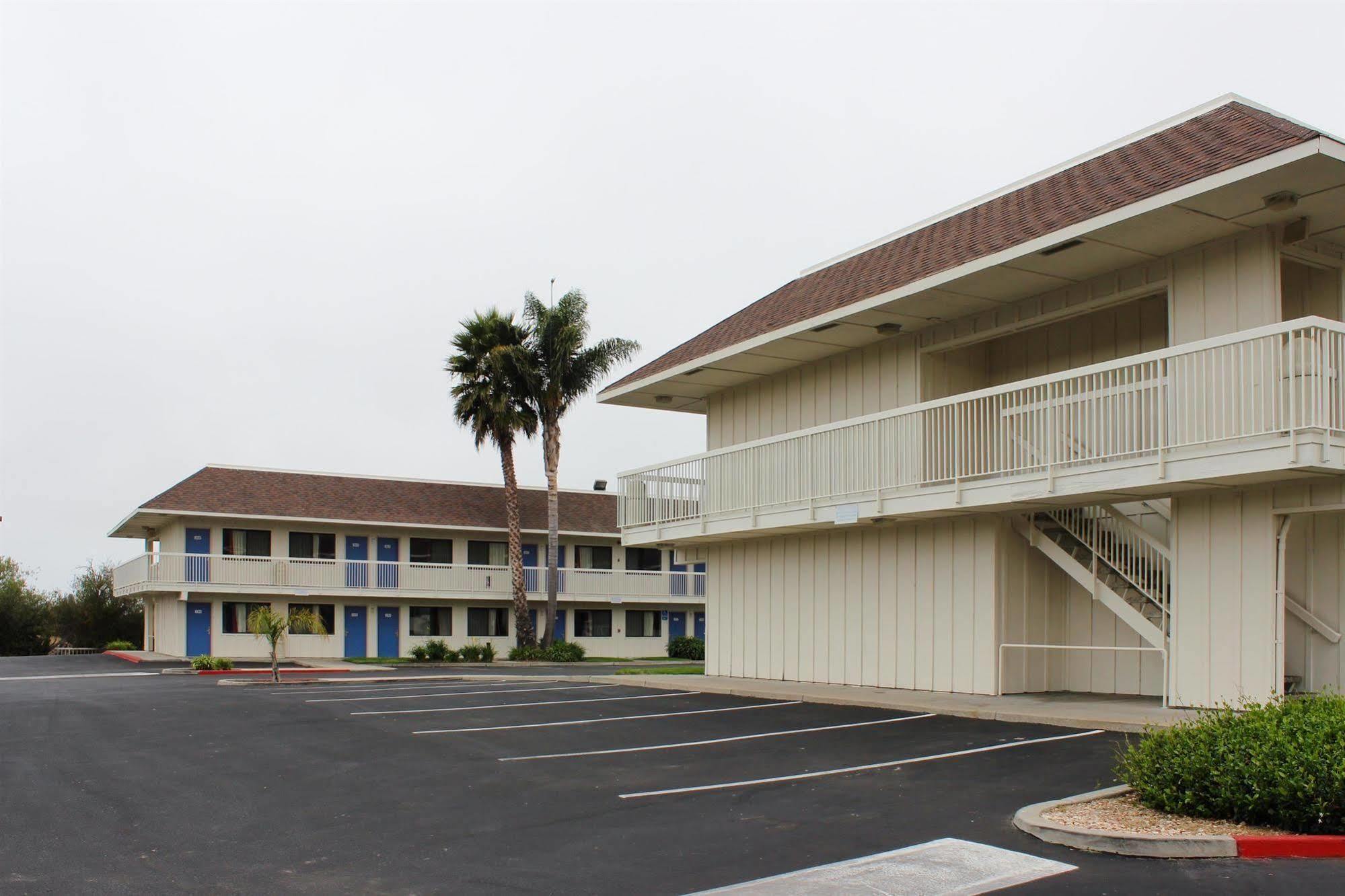 Motel 6-Pismo Beach, Ca Екстер'єр фото