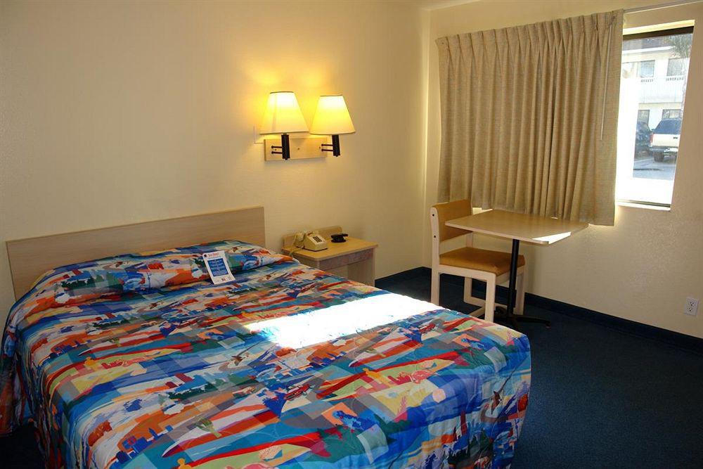 Motel 6-Pismo Beach, Ca Екстер'єр фото
